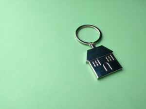 property rental in Glasgow keychain of a flat